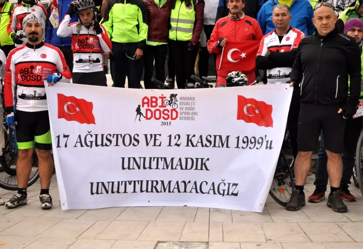 Depremlere Karşı Farkındalık İçin Sakarya\'dan Düzce\'ye Pedal Çevirdiler