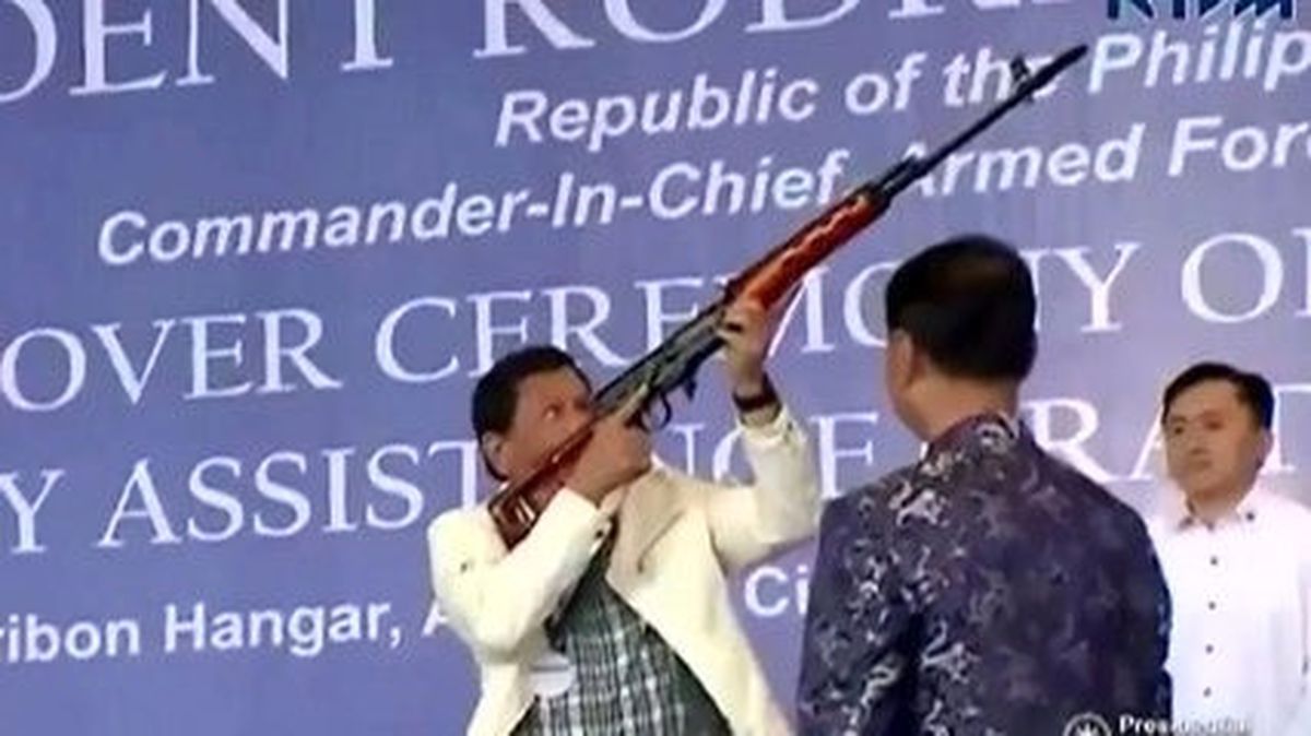 Filipinler Devlet Başkanı Duterte\'nin Uyuşturucuyla Kanlı Mücadelesi