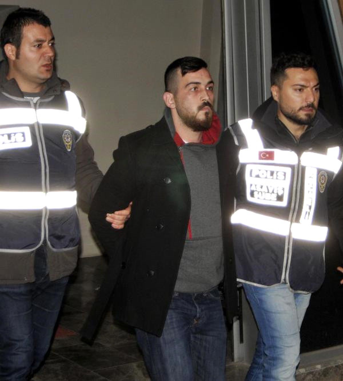 Kalbinden Bıçaklanarak Öldürüldü (2)