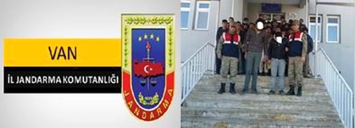 Kapalı Kasa Kamyonette 42 Kaçak Şahıs Yakalandı