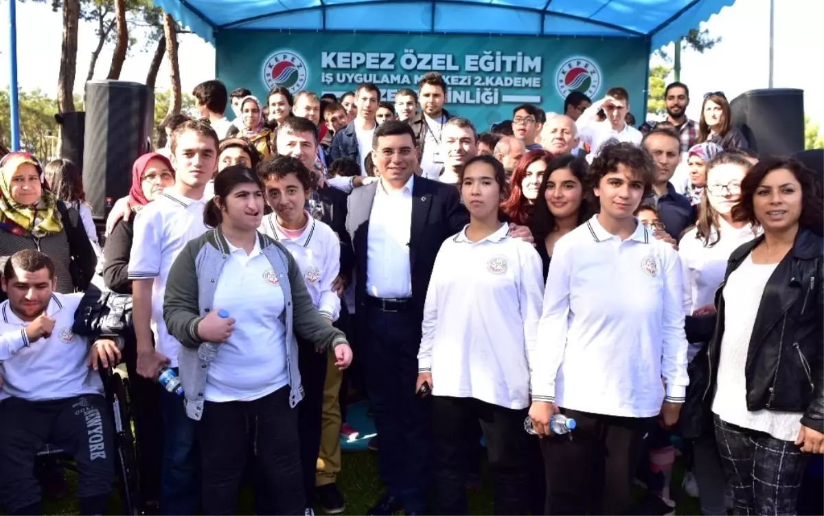 Kepez Belediyesi 170 Özel Çocuğu Kepez Macera Ormanı\'nda Ağırladı