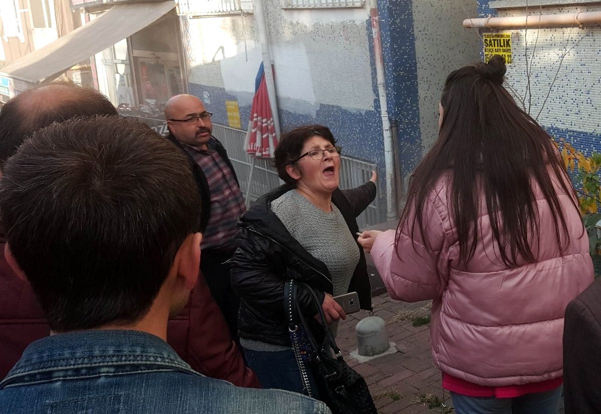 Köpeğimi Yangından Kurtarın" Diye Ağladı