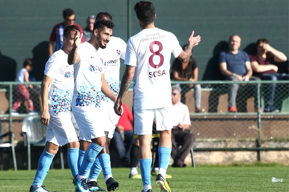 Trabzonspor Hazırlık Maçında Karşılaştığı Irak\'ın Naft Missan Takımını 4-0 Yendi