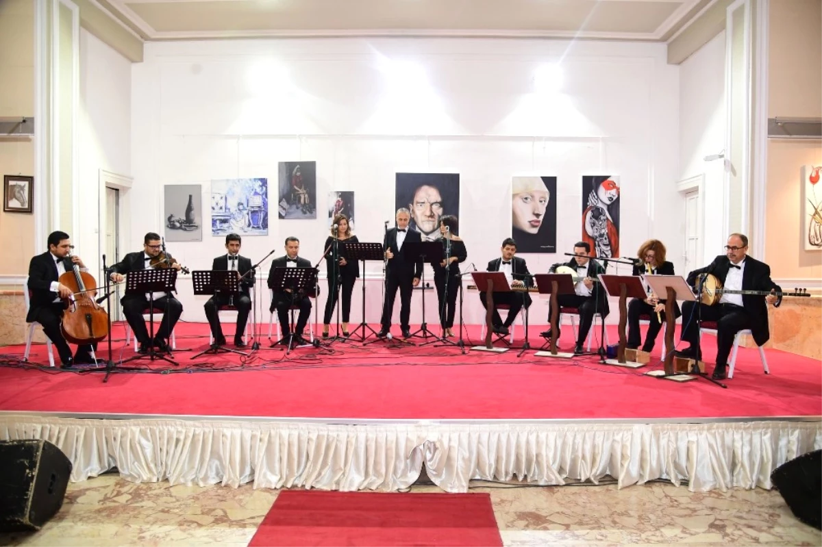 Adana\'da "Atatürk\'ün Sevdiği Şarkılar" Konseri