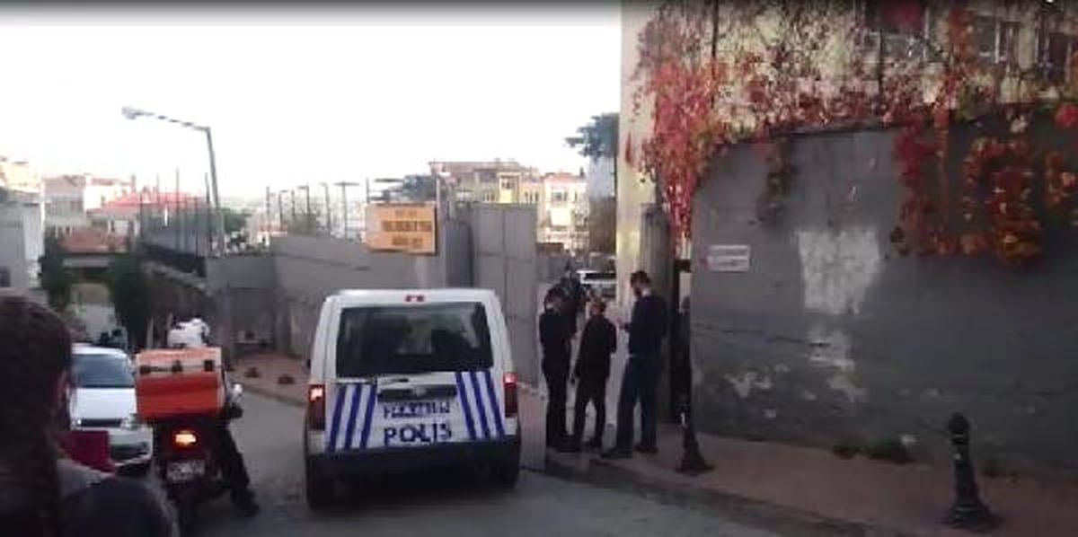 Beyoğlu\'nda Okulun Penceresinden Atladığı İddia Edilen Kız Öğrenci Öldü