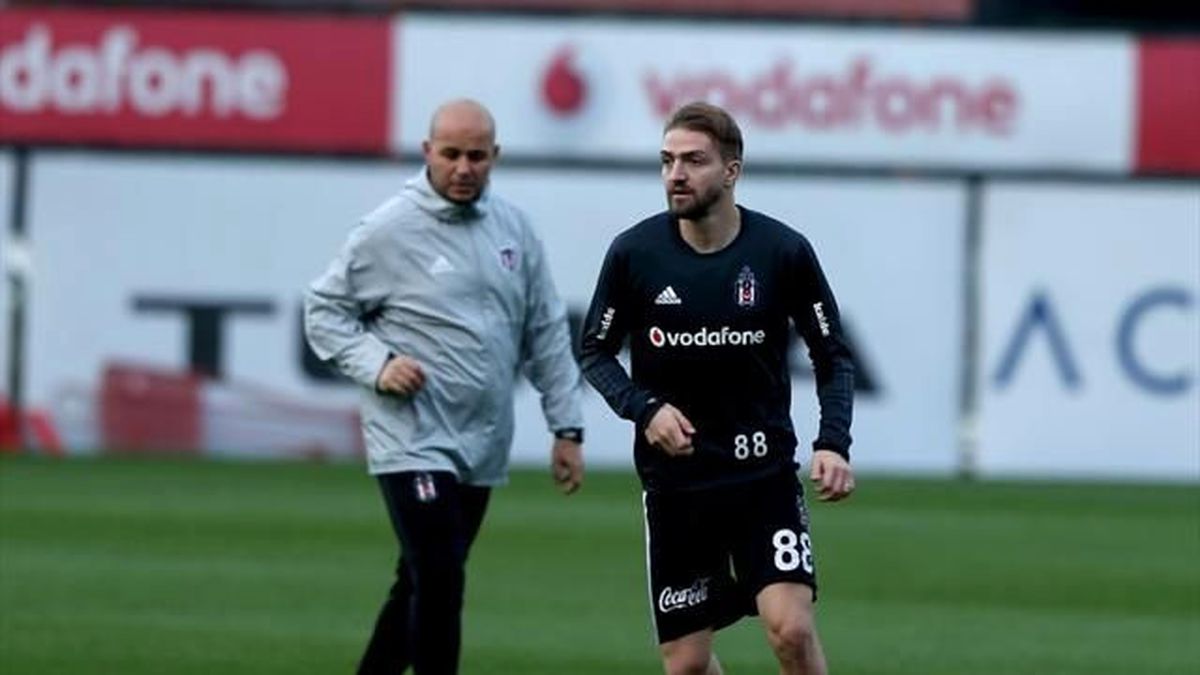 Caner Erkin Takımla Çalışmalara Başladı