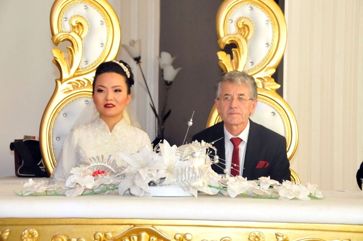 Çinli Geline Dini Nikah ve Türk Usulü Düğün
