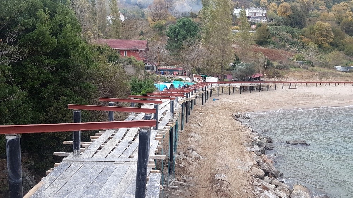 Güzelcehisar Köyü Plajına Yapılan 850 Metrelik Platforma Köylüler Tepki Gösteriyor