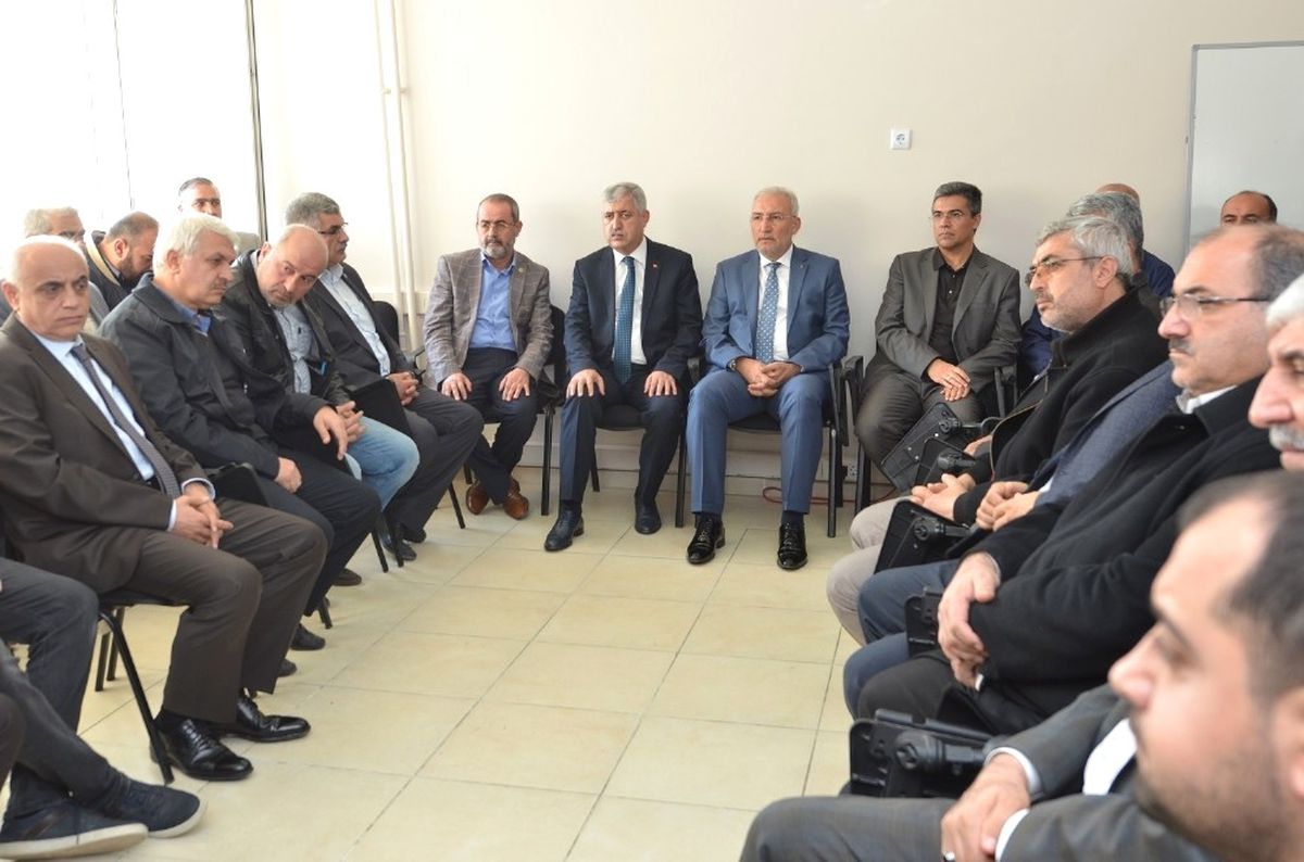 Malatya\'dan Depremzedelere Dört Tır Yardım