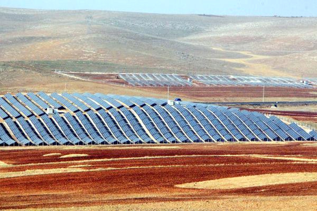 Ot Yetişmeyen Araziler, \'Ges Tarlası\'na Dönüştü