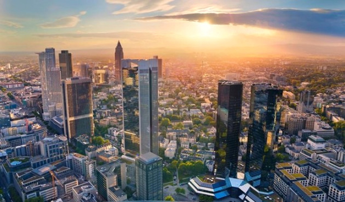 4 Büyük Merkez Bankasının Başkanı Bir Araya Geliyor