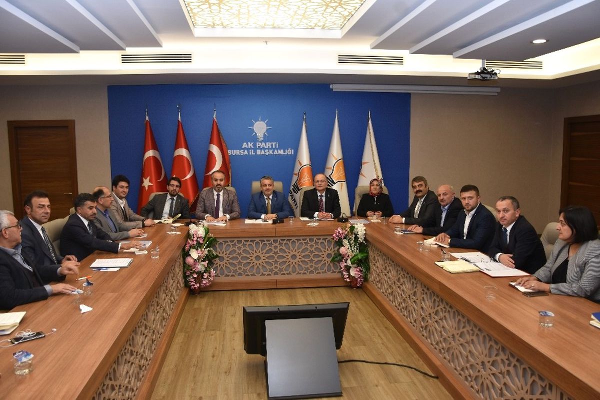 AK Parti İl Yönetimi Toplandı