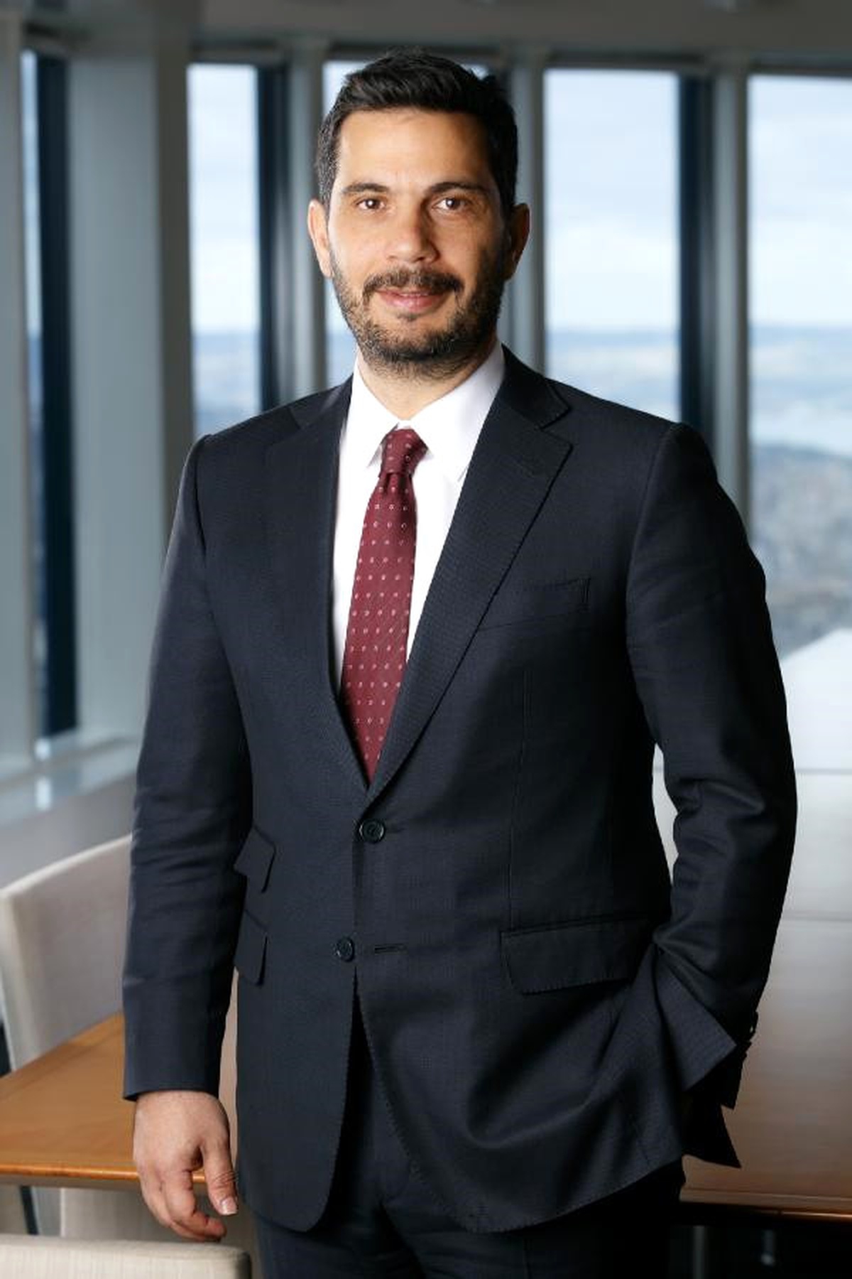 Akbank\'tan Tv İzlerken Krediye Başvuru İmkanı