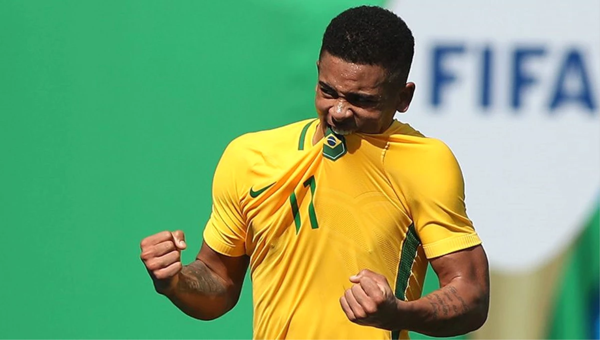 Brezilyalı Futbolcu Dani Alves: Gabriel Jesus, Yeni Ronaldo Olacak