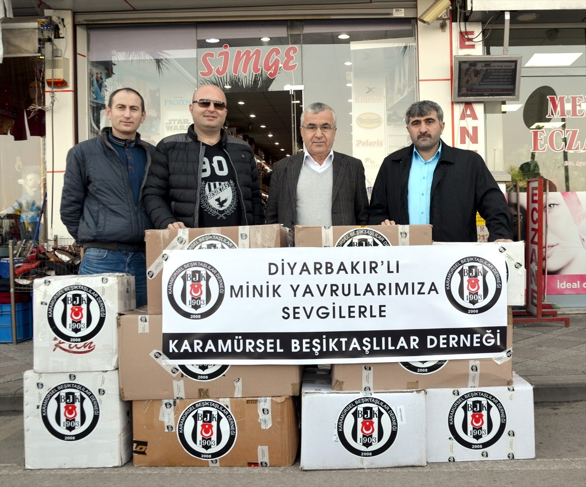 Çermik\'teki Öğrencilere Giyim ve Kırtasiye Yardımı