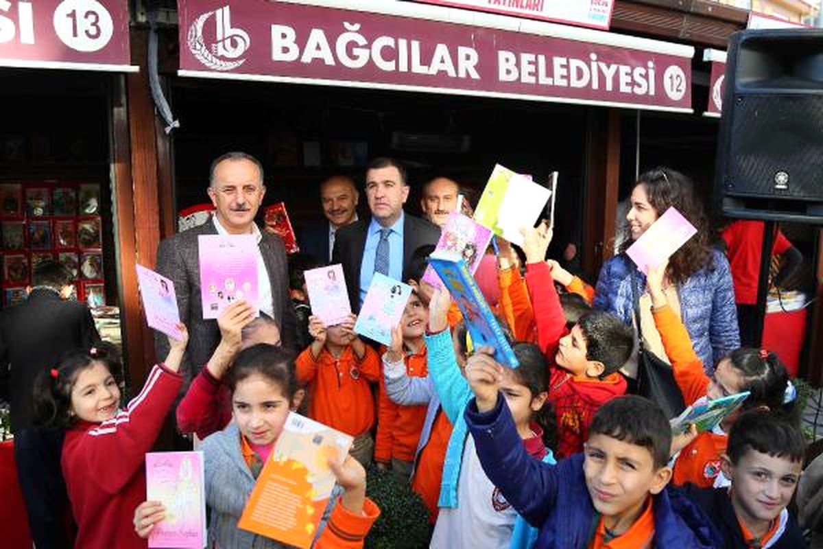 Çocuklar İçin Kitap Fuarı Açıldı