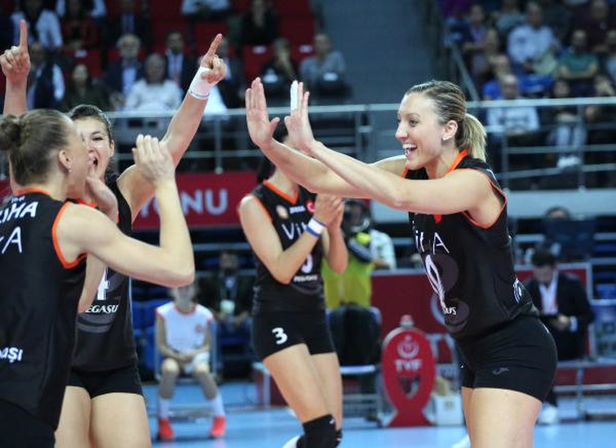 Eczacıbaşı, Vakıfbank\'ın Serisini Sonlandırdı