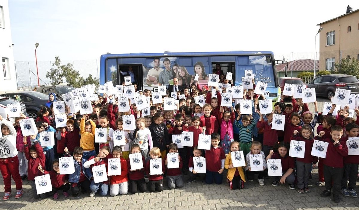 Evliya Çelebi Kütüphanesi Okullarda
