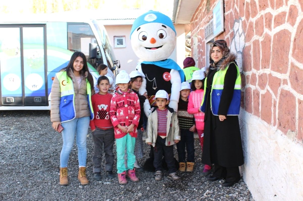 Gençlik Merkezleri \'Her Yerde\'