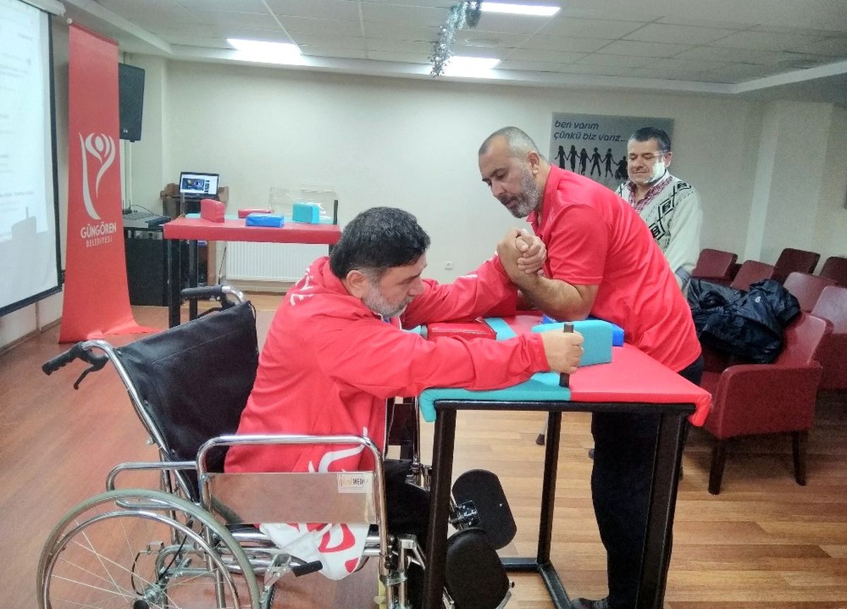 Güngören Belediyesi\'nden Bilek Güreşi Eğitimleri