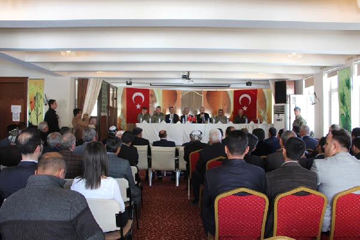 İçişleri Bakan Yardımcısı Ersoy, Şemdinli\'de
