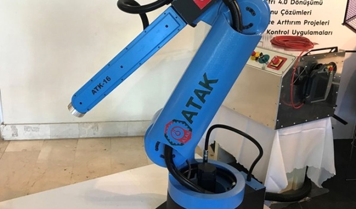 Kocaeli Bilişim Fuarı\'nda Gebzeli Atak Robot
