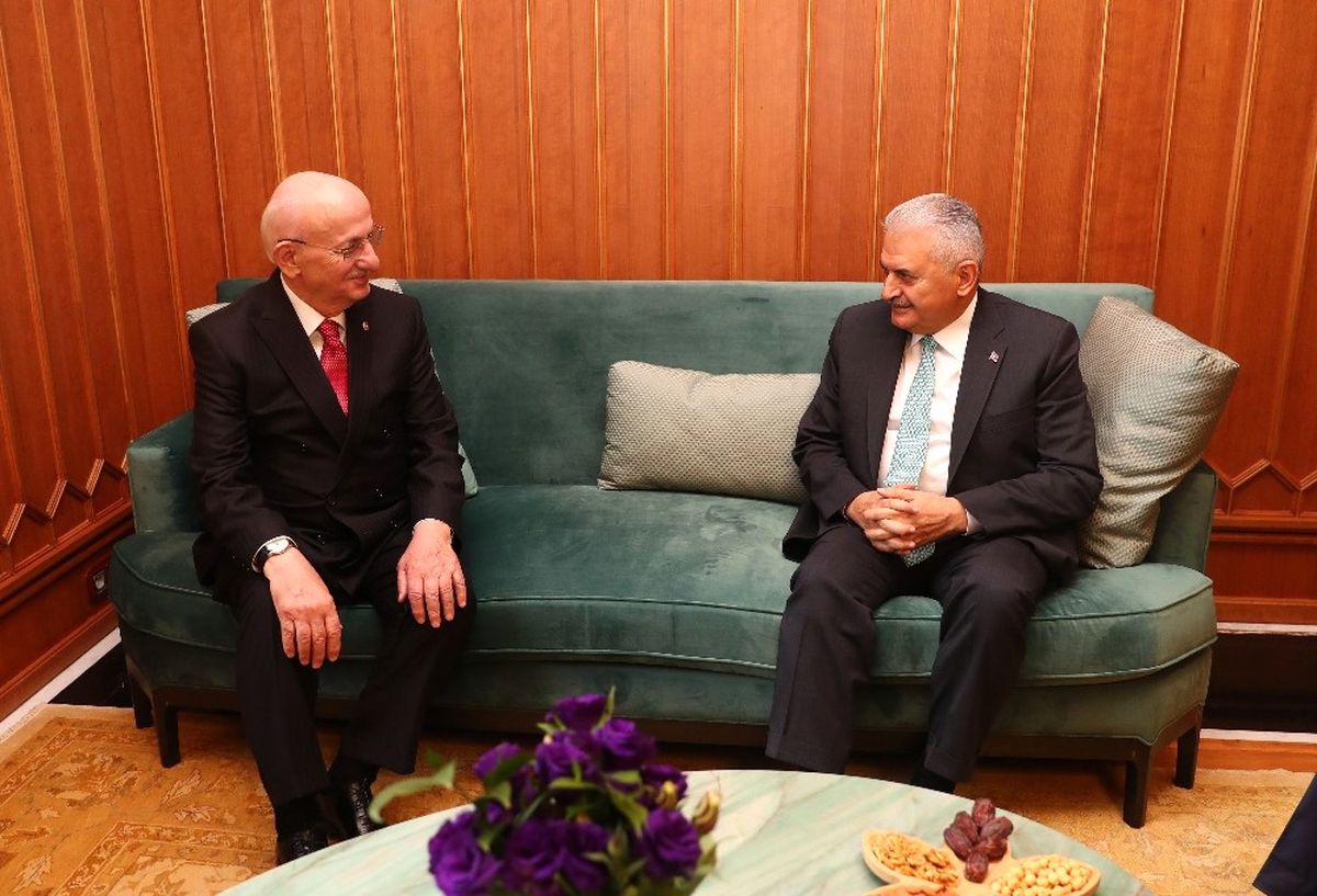 Meclis Başkanı Kahraman\'ın Başbakan Yıldırım\'a Yaptığı Ziyaret Sona Erdi