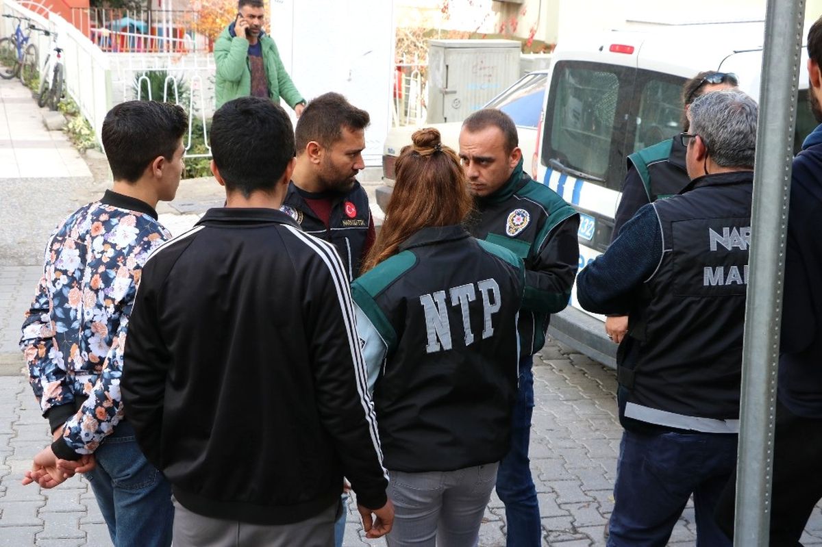 Okul Çevresinde Narkotik Uygulaması