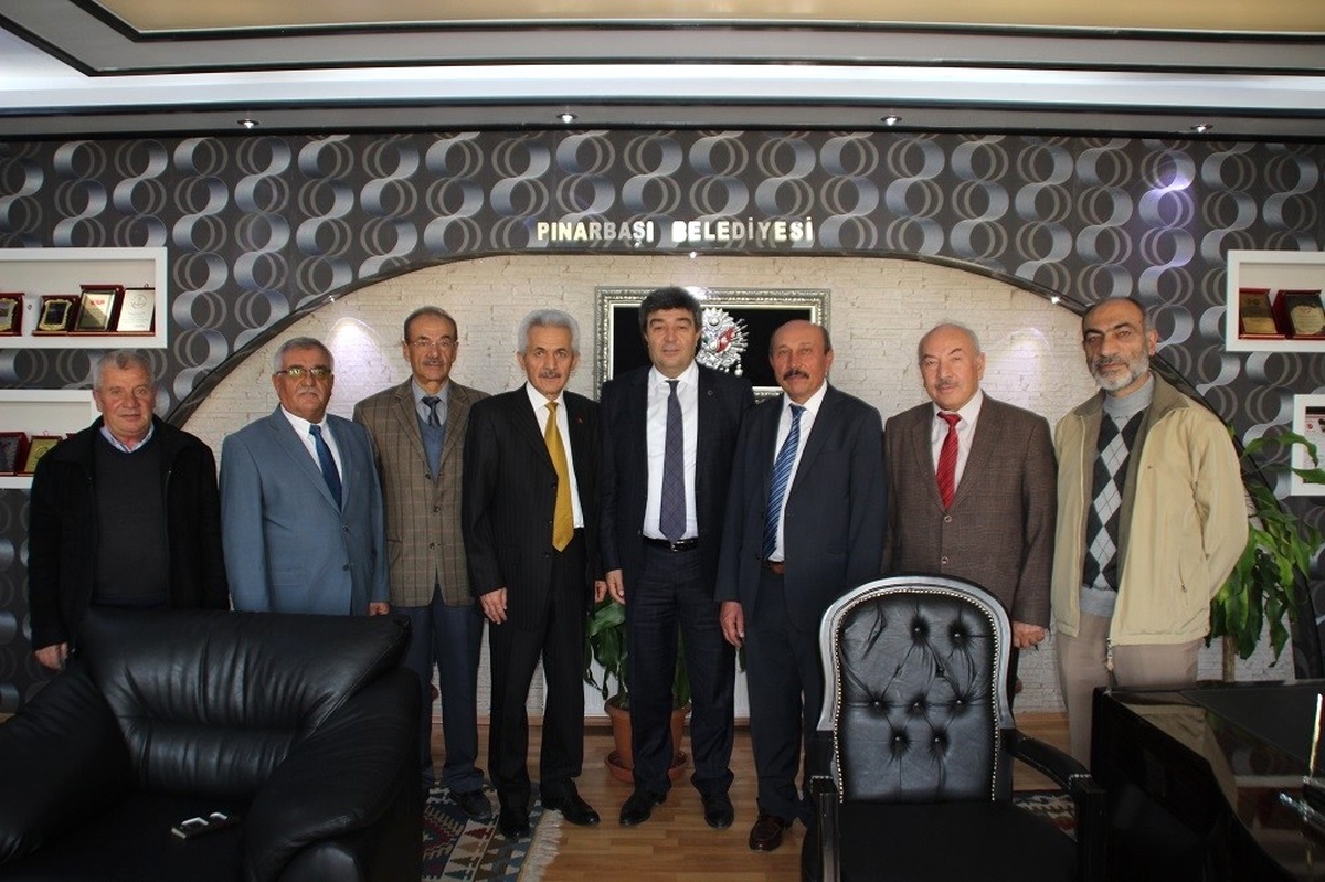 Pınarbaşı Belediye Meclis Üyesi\'nden 7 Kişi MHP\'den İstifa Etti