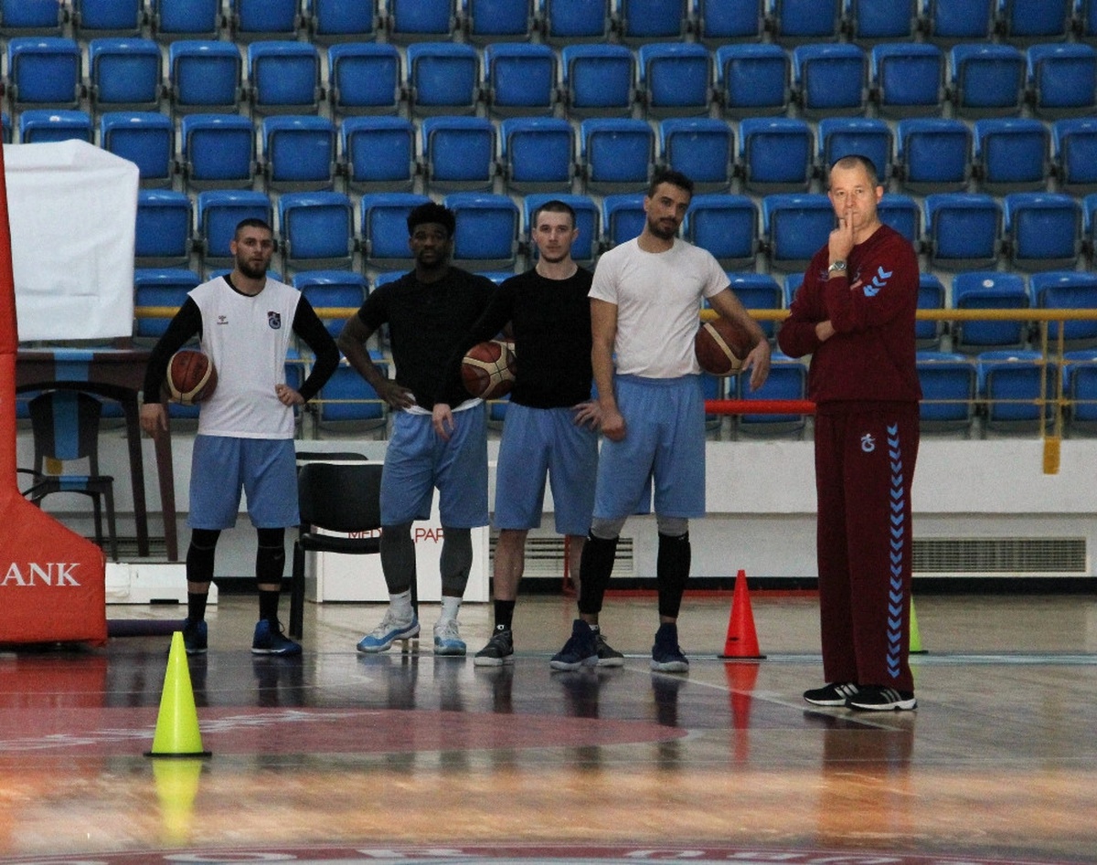 Trabzonspor\'da Galatasaray Mesaisi Sürüyor