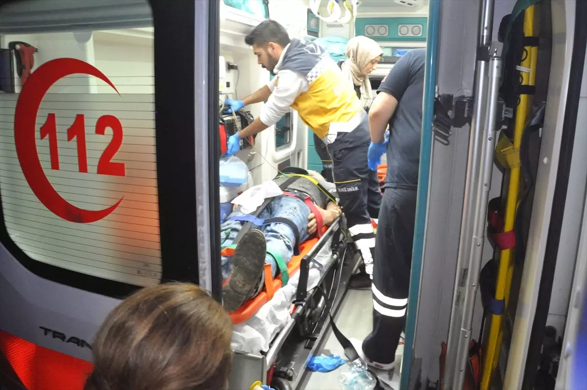 Zonguldak\'ta Trafik Kazası: 1 Ölü, 3 Yaralı