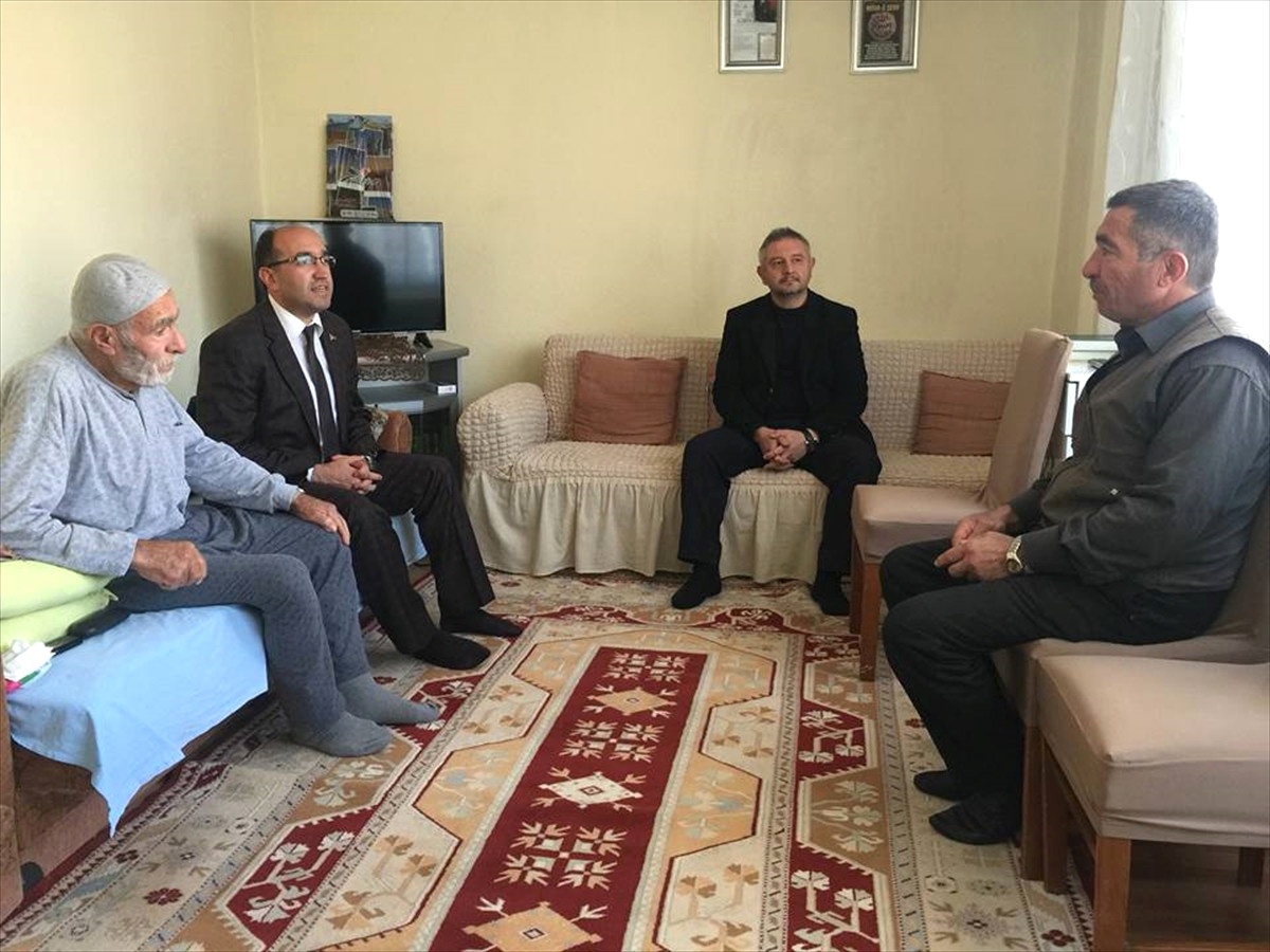 Başkan Çöl\'ün Hasta ve Yaşlıları Ziyareti