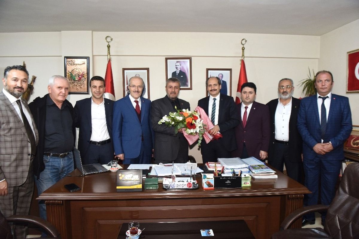 Başkan Kafaoğlu\'ndan MHP\'ye Teşekkür Ziyareti