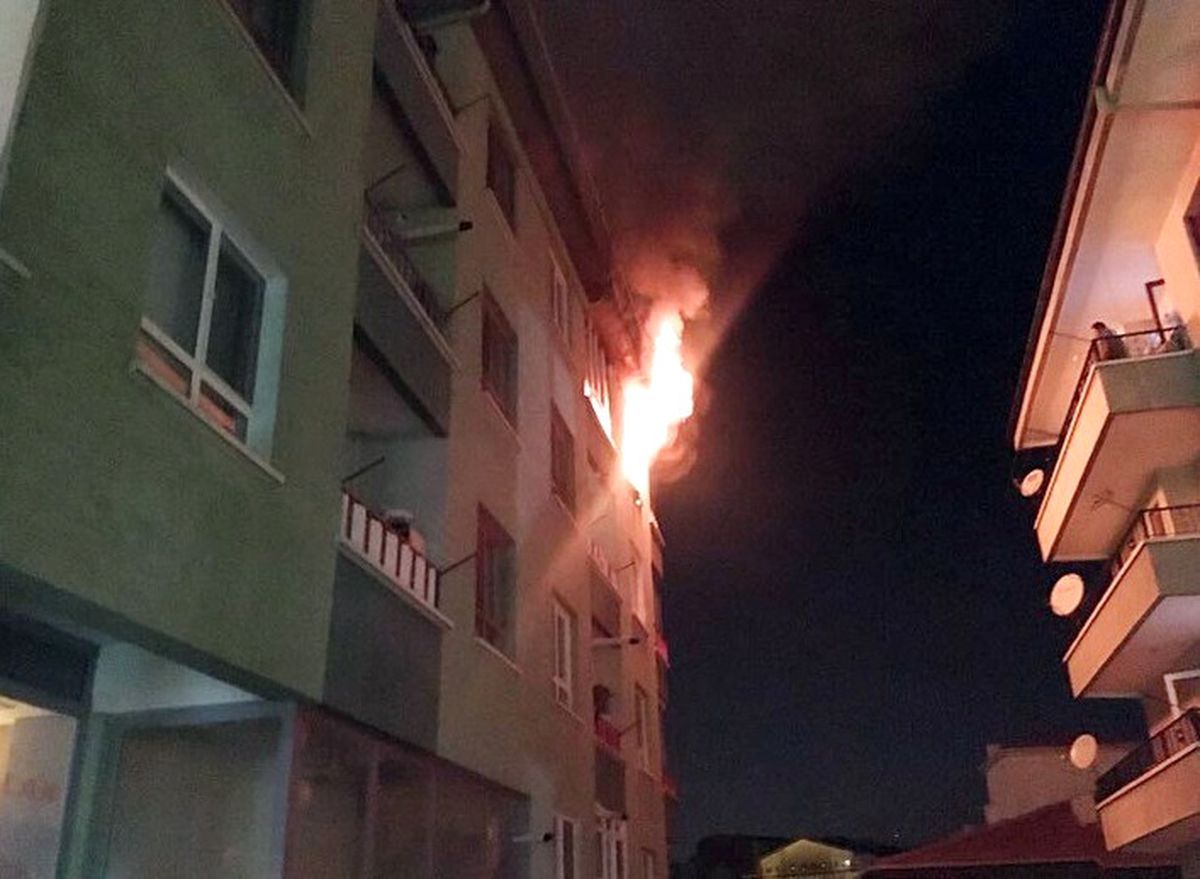 Başkent\'te Korkutan Yangın