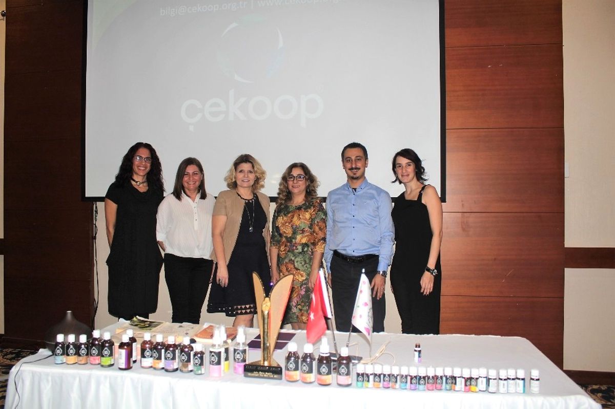 Çekoop\'un Aromaterapi Eğitimine Yoğun İlgi