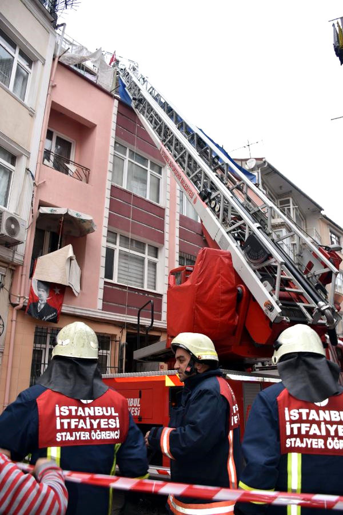 Fatih\'te Yangın Paniği