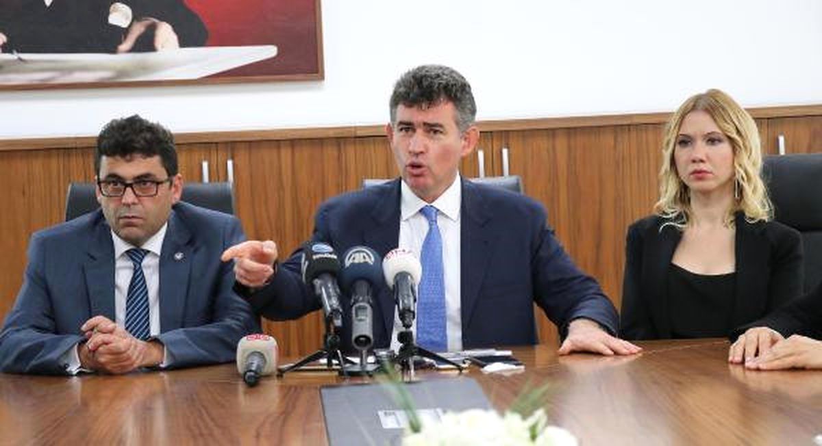 Feyzioğlu: Türkiye\'de Hukuk Sistemi Siyasi İktidarın Müdahalesine Açık
