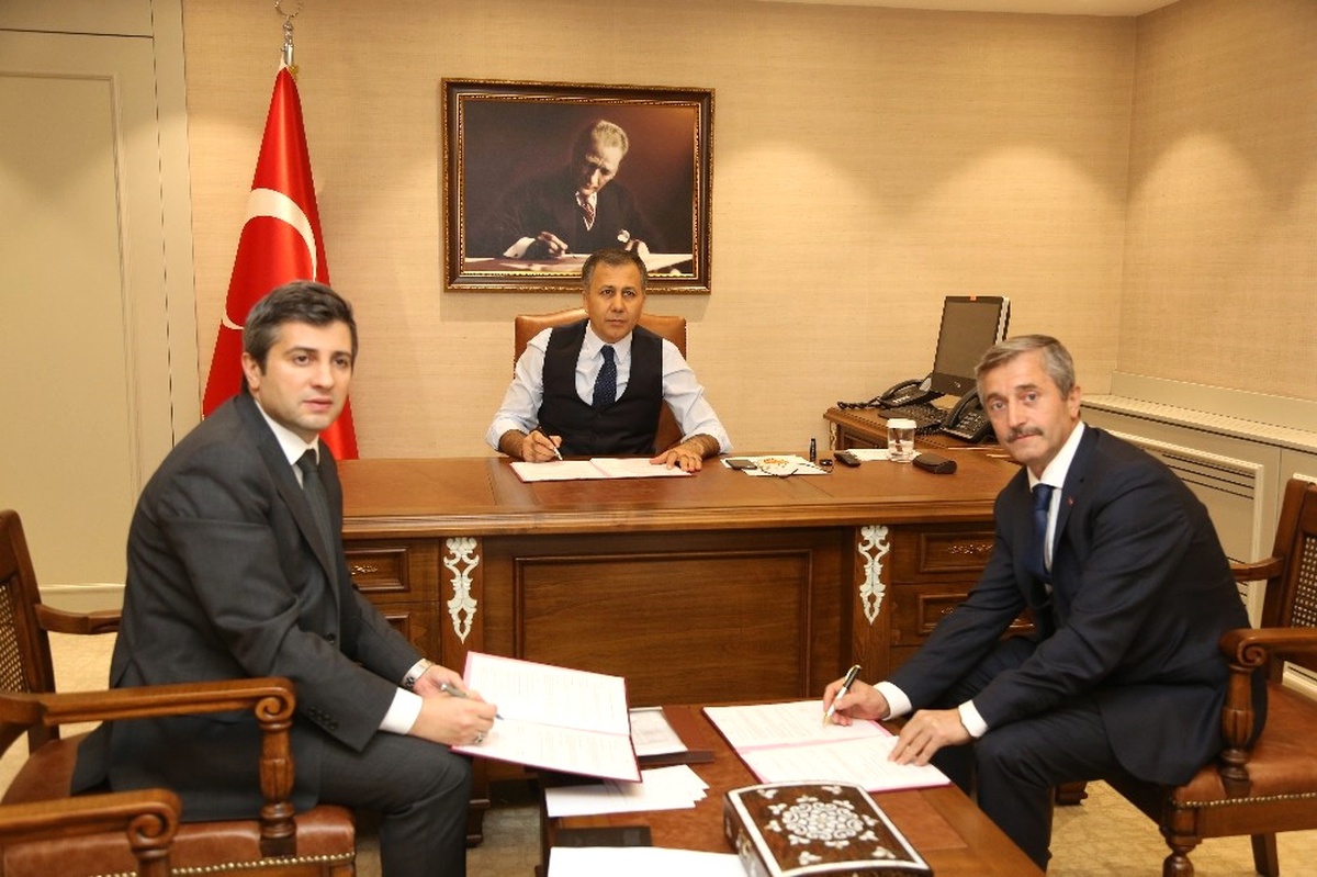 Gaziantep\'te Başarılı 147 Lise Öğrencisi Umreye Gönderilecek