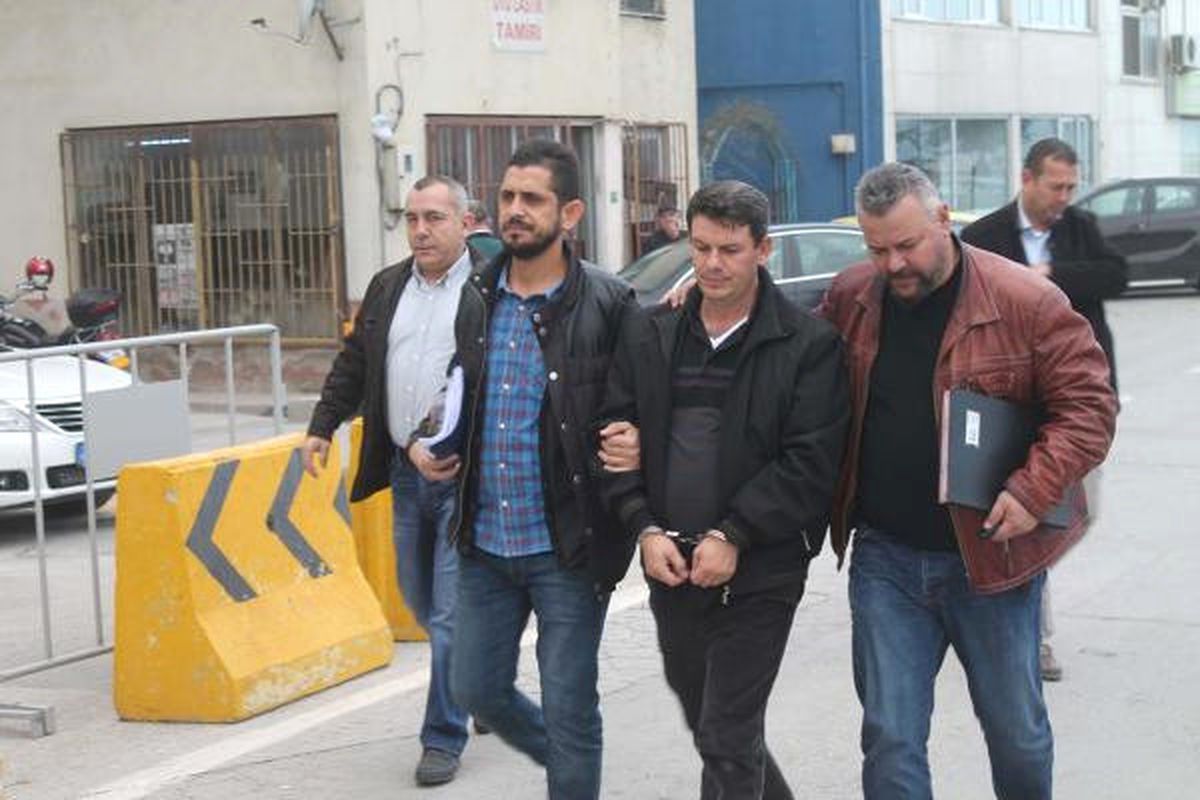 Gemlik\'te Tartıştığı Emlakçıyı Yaralayan Şüpheli Yakalandı