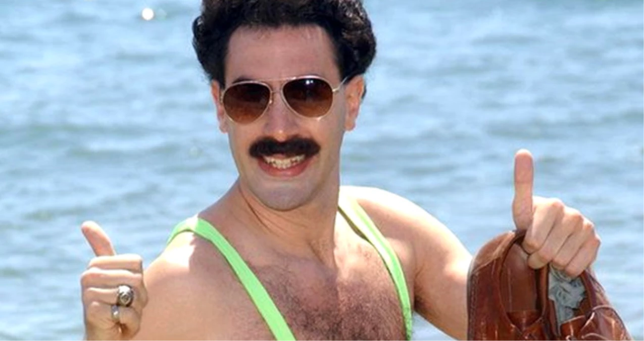 Kazakistan\'da Borat Mayosu Giyen Turistler Müstehcen Bulunup Gözaltına Alındı