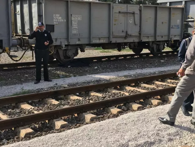 Küçük Çocuk Tren Kazasında Hayatını Kaybetti Son Dakika