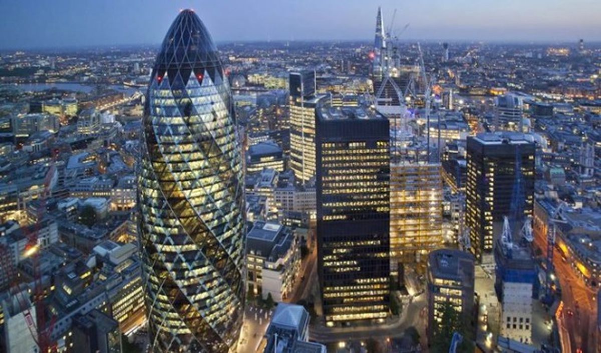 Bloomberg: Londra, Brexit\'e Rağmen Finans Merkezi Olarak Kalacak