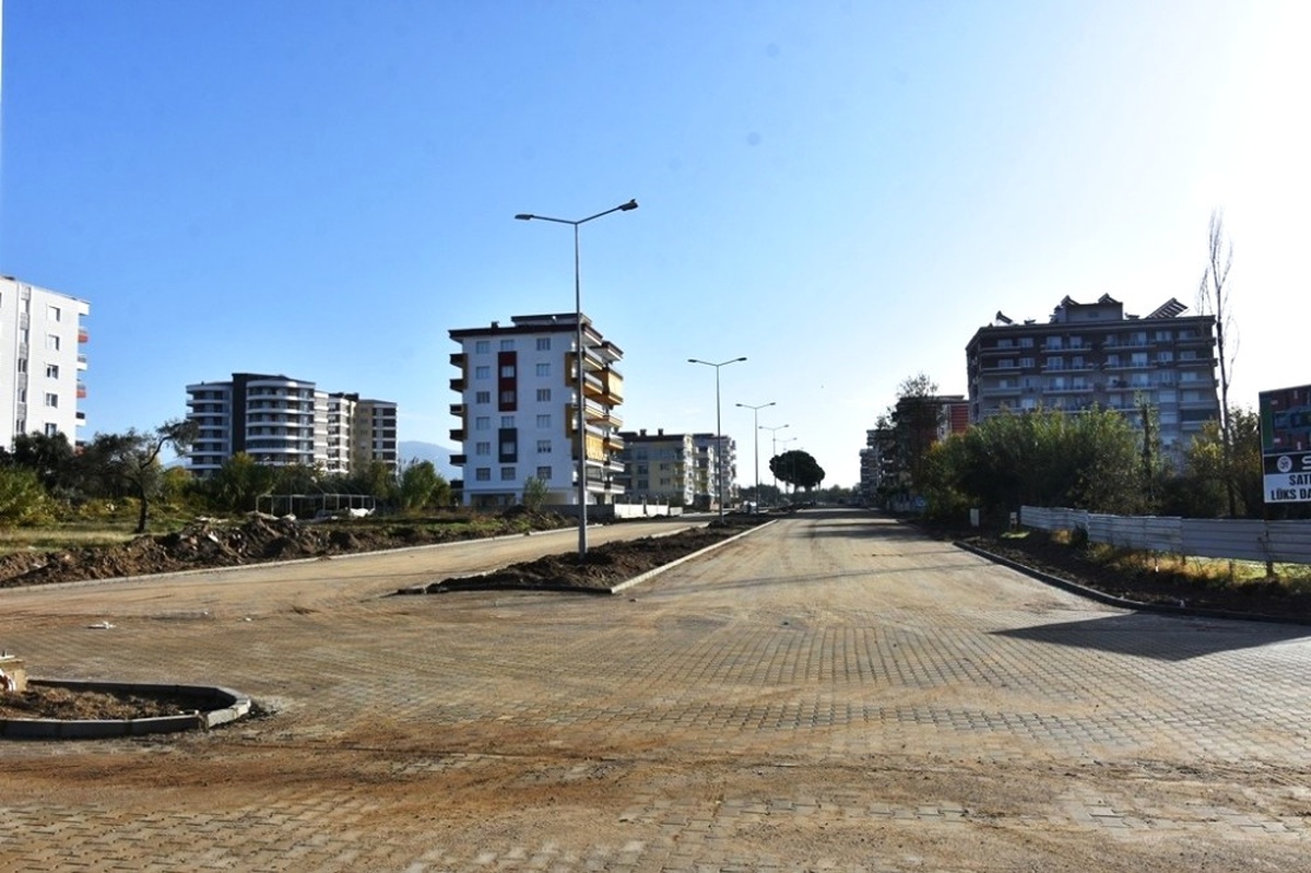 Nazilli Belediyesi Yol Yapım Çalışmalarına Hız Kesmeden Devam Ediyor