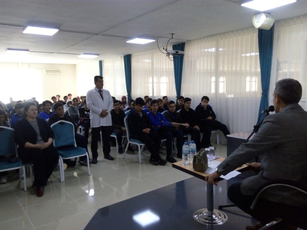 Öğrencilere Hz. Peygamber Anlatıldı