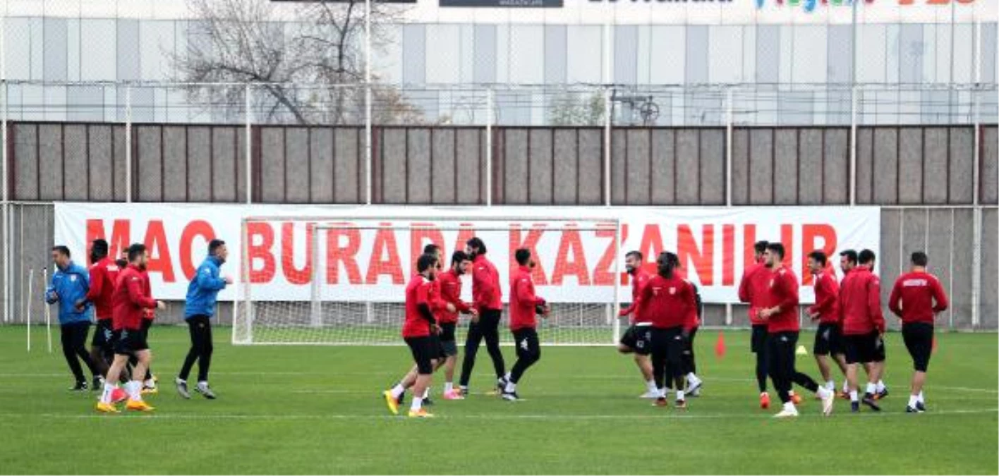 Samsunspor, Adanaspor\'u Yenerek Seri Yapmak İstiyor