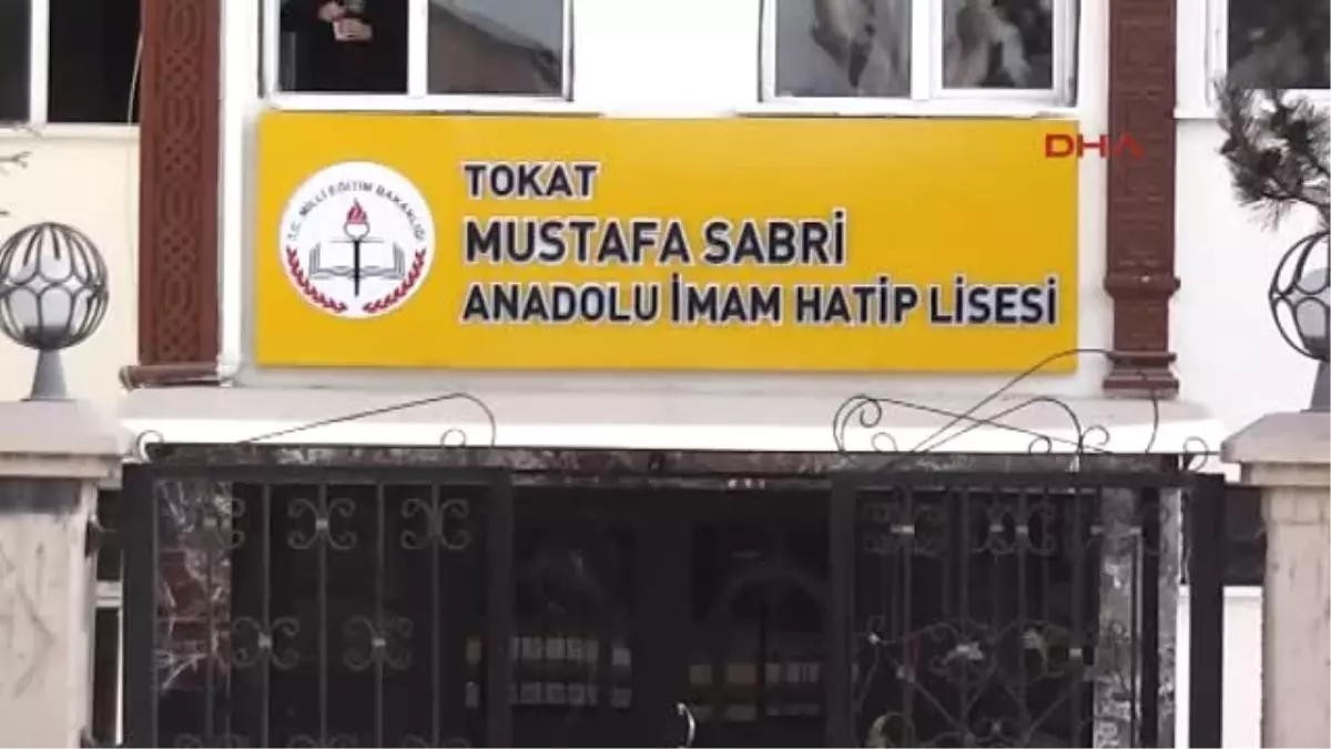 Tokat\'ta, Okula Mustafa Sabri Efendi İsminin Verilmesine Tepki