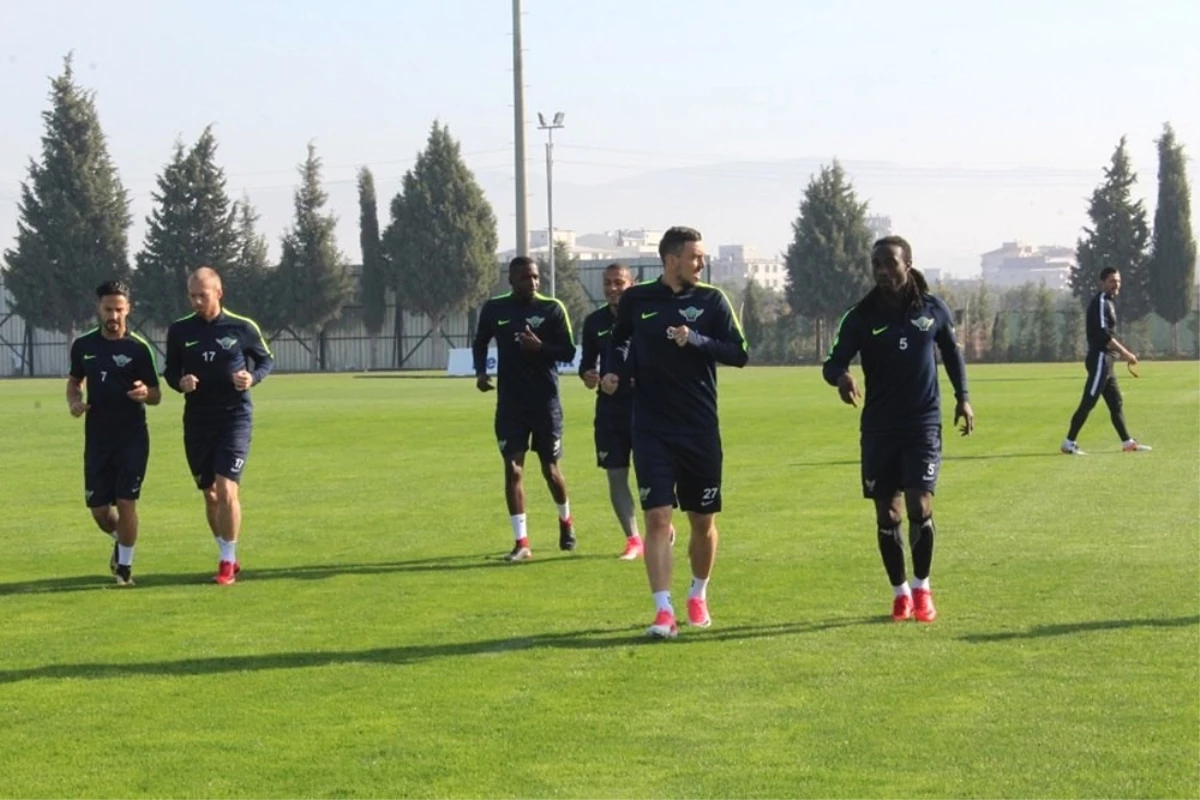 Akhisarspor Beşiktaş\'a Konuk Oluyor