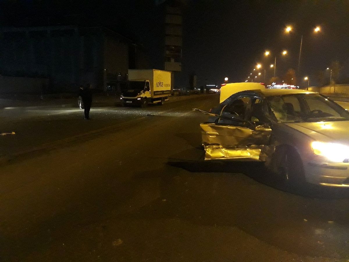 Ankara\'da Trafik Kazası: 2 Yaralı