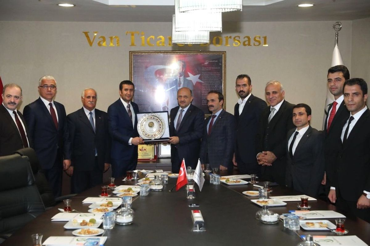 Başbakan Yardımcısı Fikri Işık\'tan Vantb\'ya Ziyaret