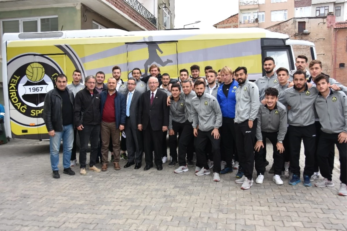 Başkan Albayrak\'tan Tekirdağ Sporlu Futbolculara Moral Yemeği